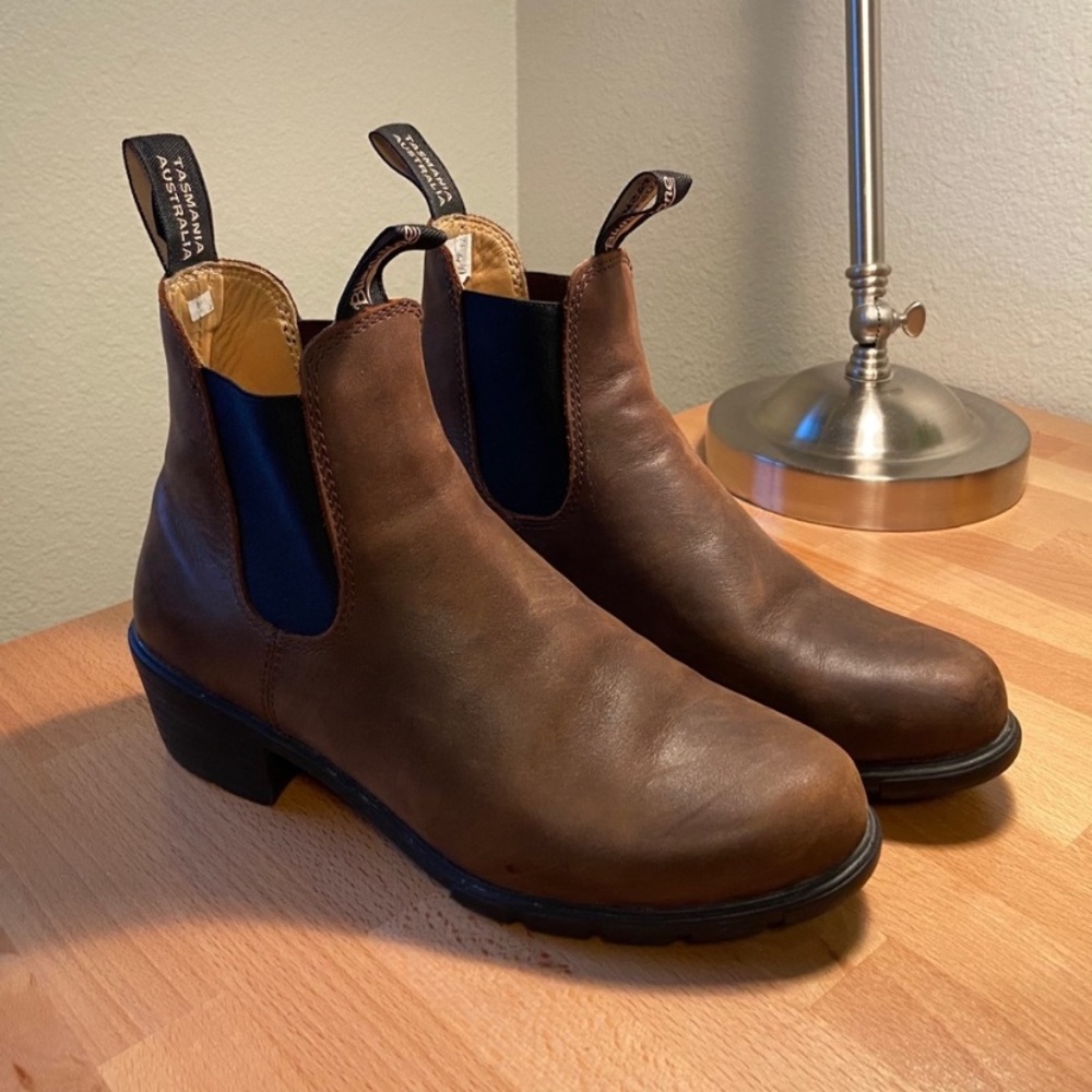 Blundstone Antique Brown boots